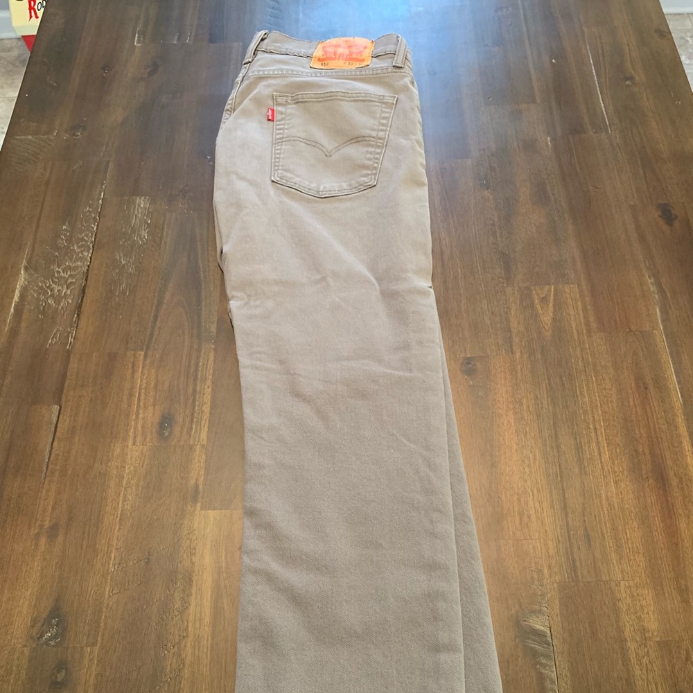Levis 513 gray